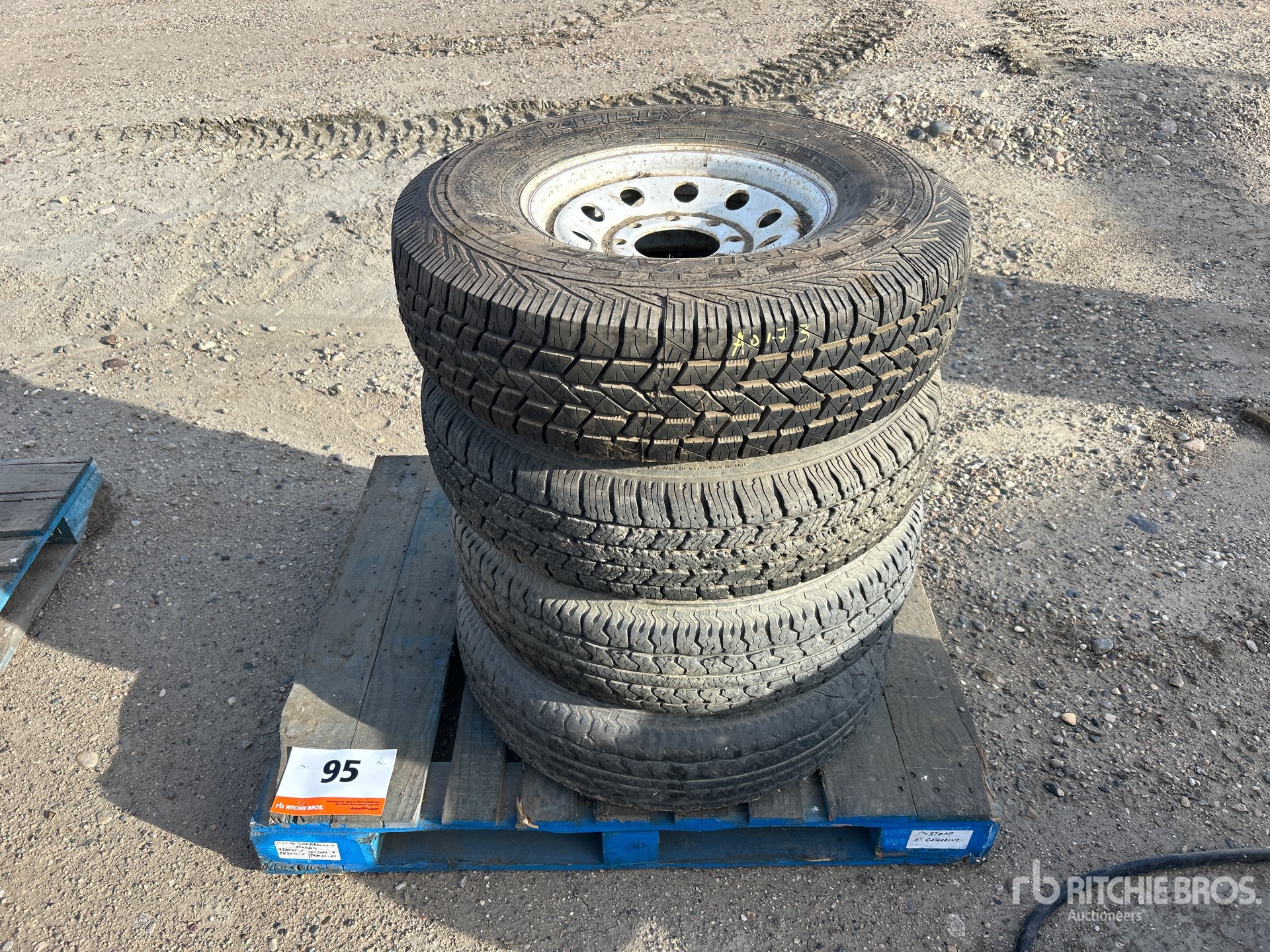 Kenco Quantity of (4) 235/85R16