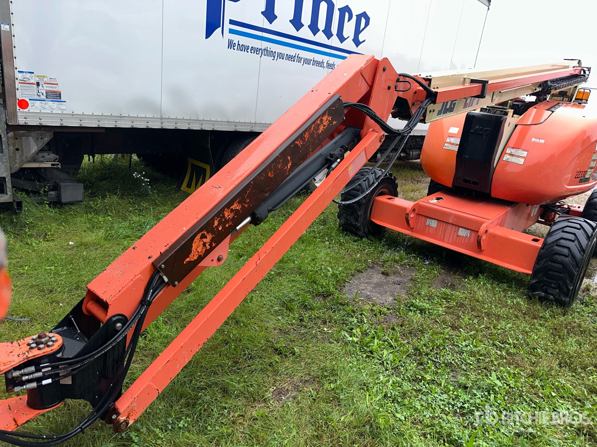 2002 JLG 600AJ