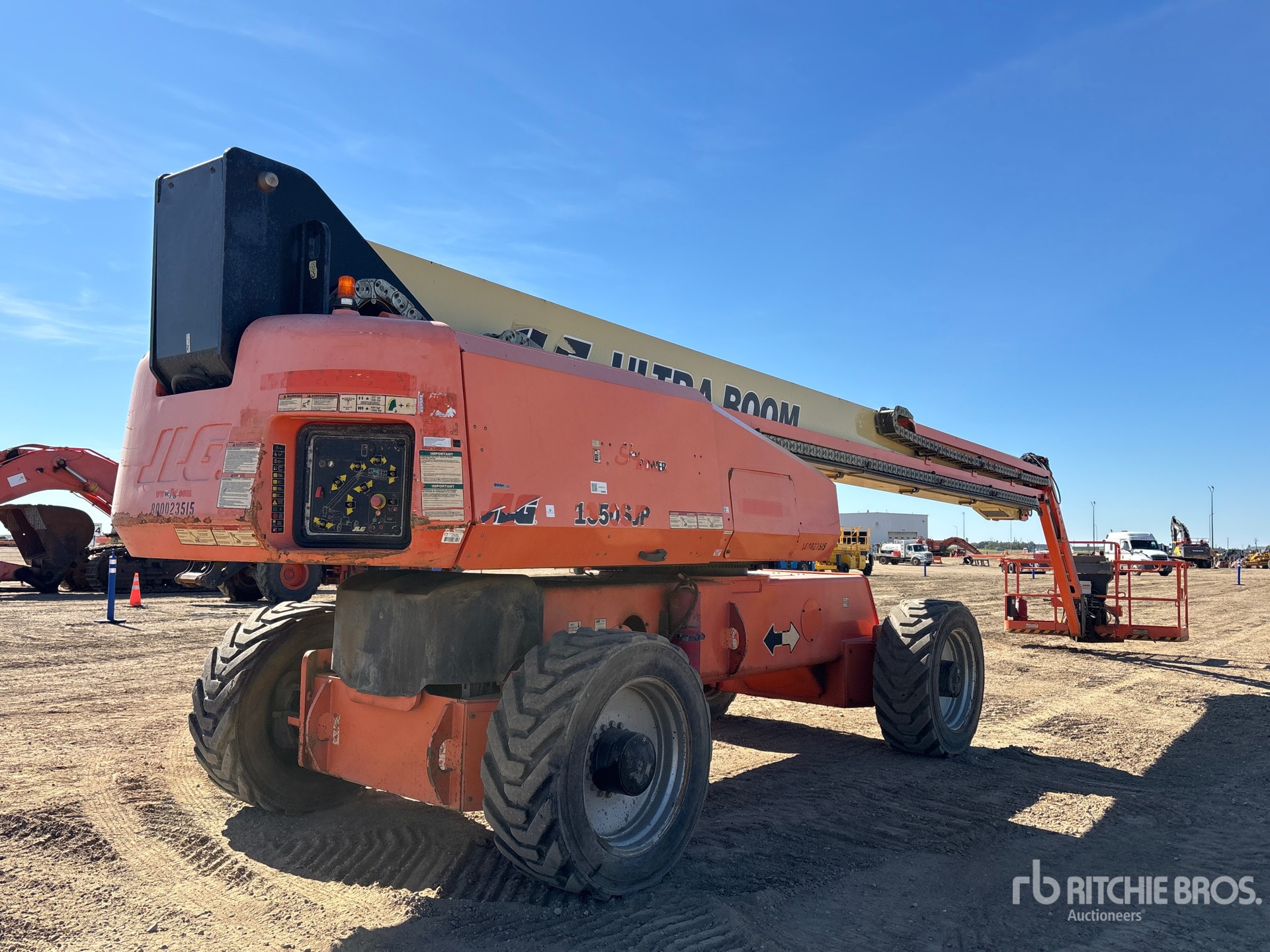 2014 JLG 1350SJP