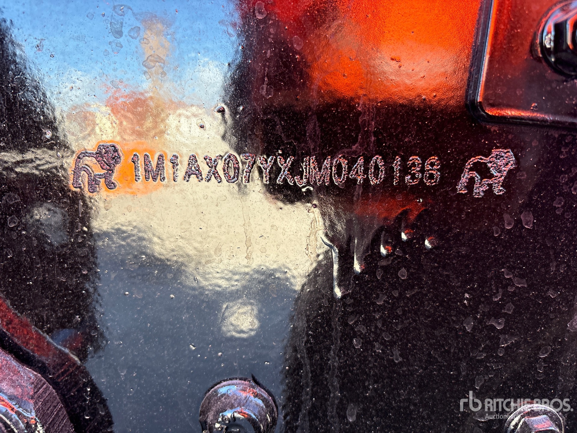 2018 Mack GU713