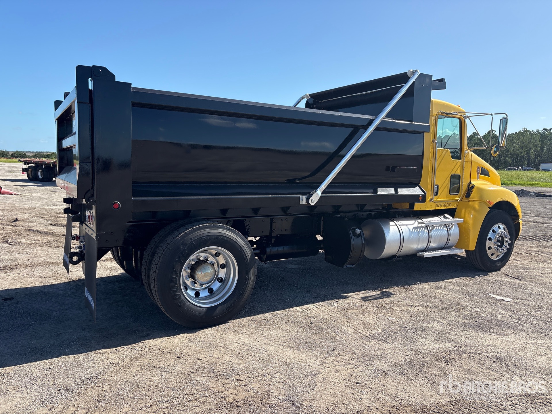 2012 Kenworth T270