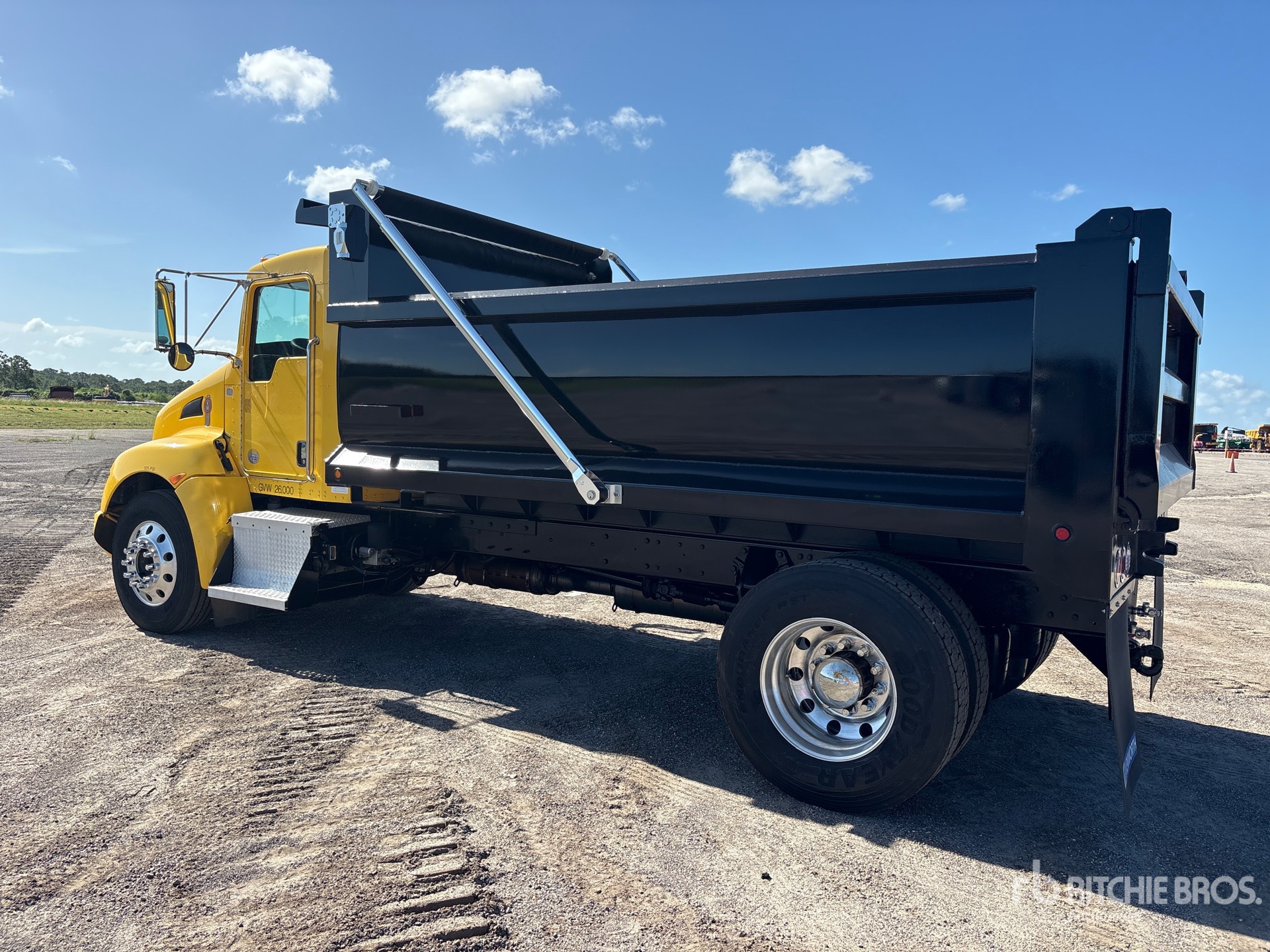 2012 Kenworth T270