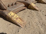 Specialty with Loader Bucket Cutting Edge/Shanks/Teeth