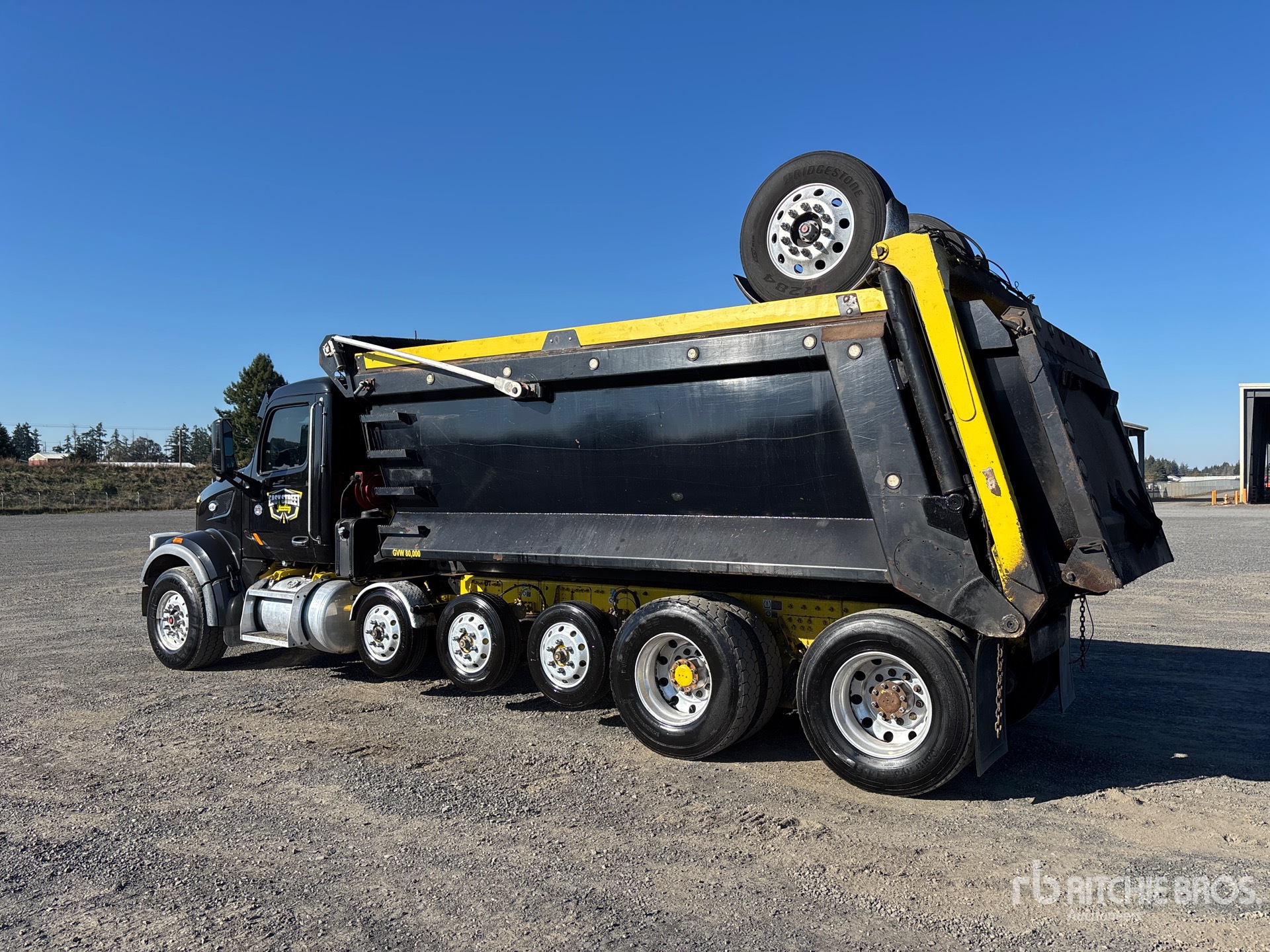 2021 Peterbilt 567