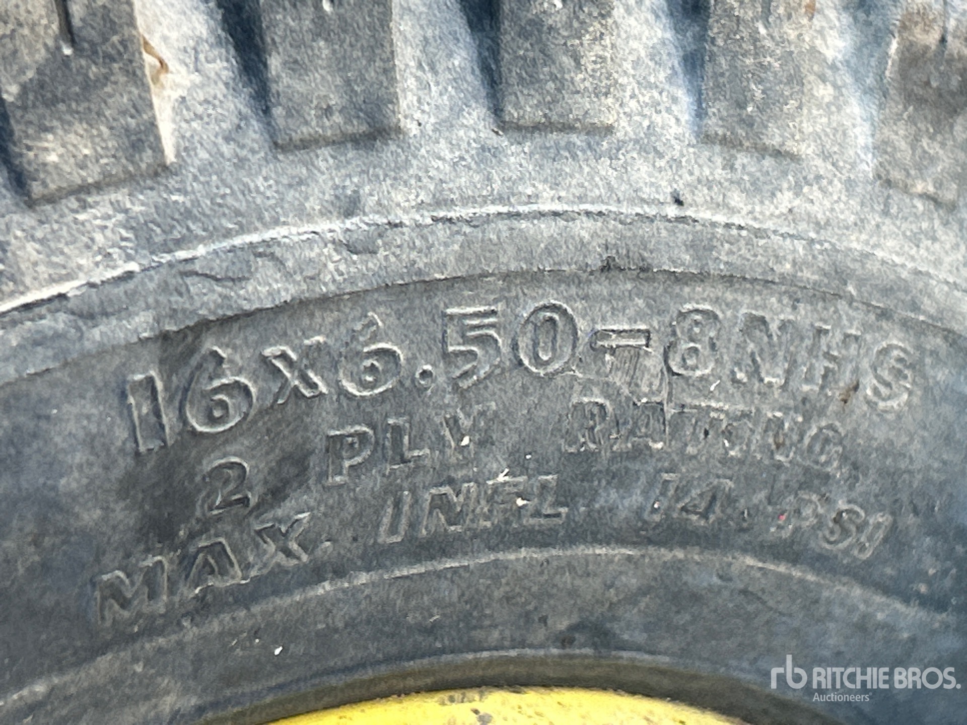 John Deere S92