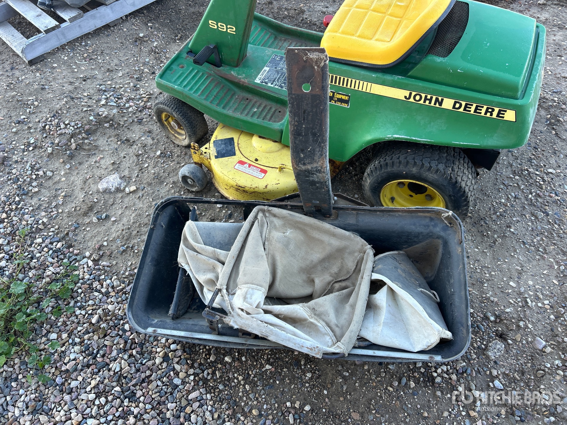 John Deere S92