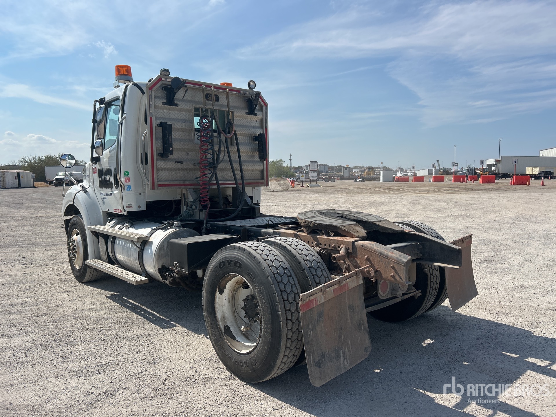 2019 Freightliner M2 112
