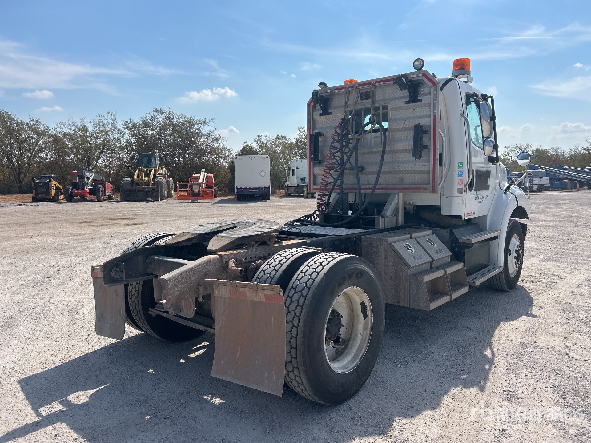 2019 Freightliner M2 112