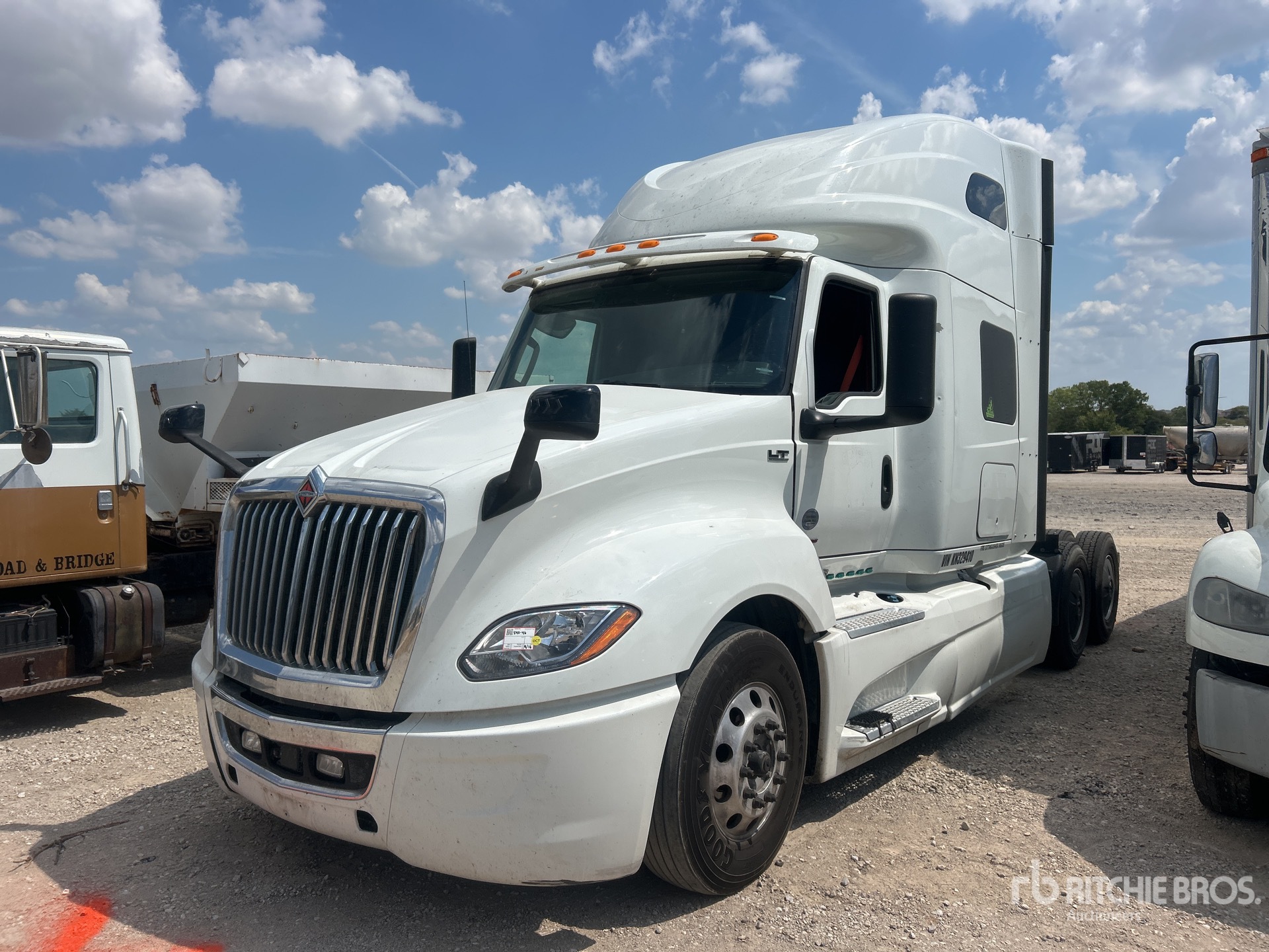 2019 International LT625