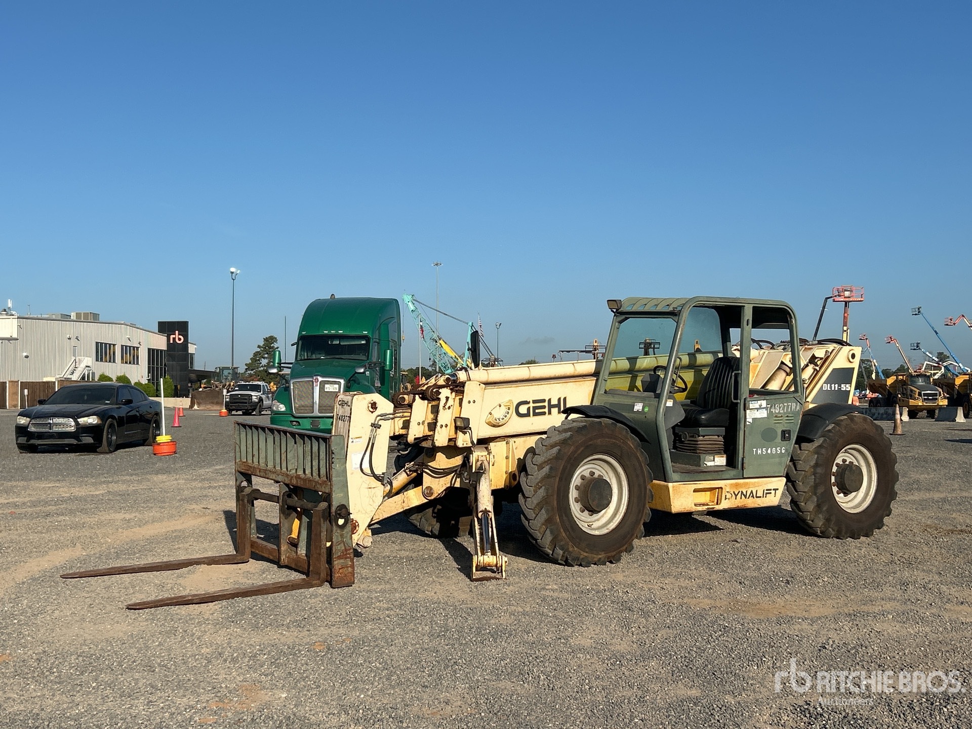 Photo of 2008 Gehl DL11-55