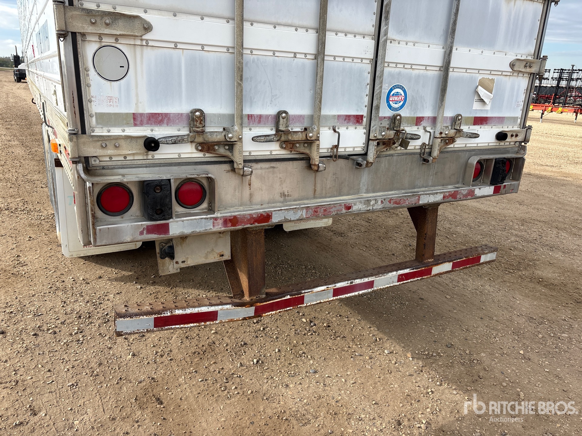 1999 Utility 53 FT T/A