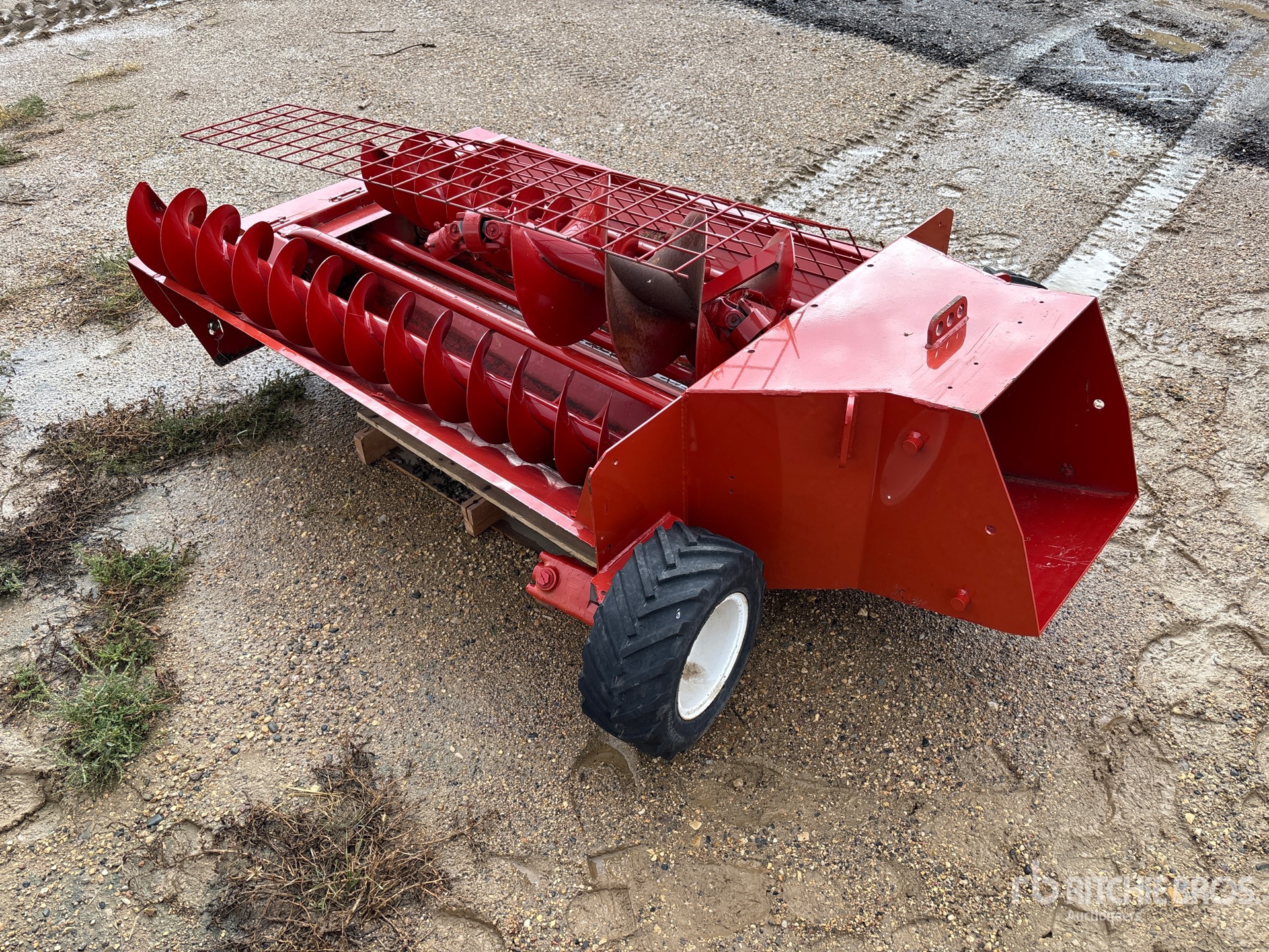 Farm King 16 in x 18 ft Swing Hopper (Unused)