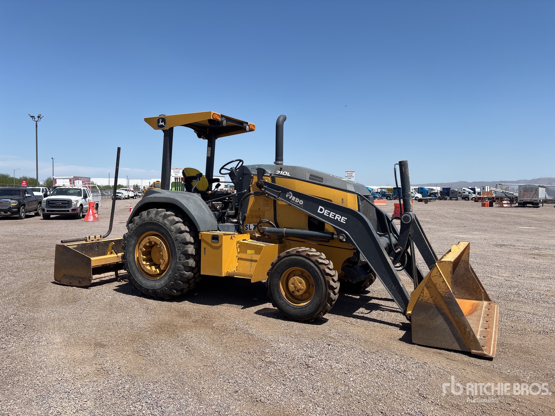 2021 John Deere 210L EP