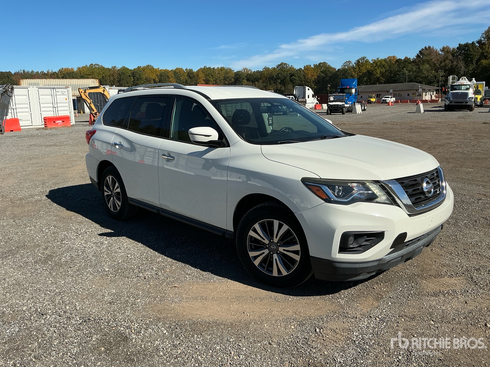 2017 Nissan PATHFINDER