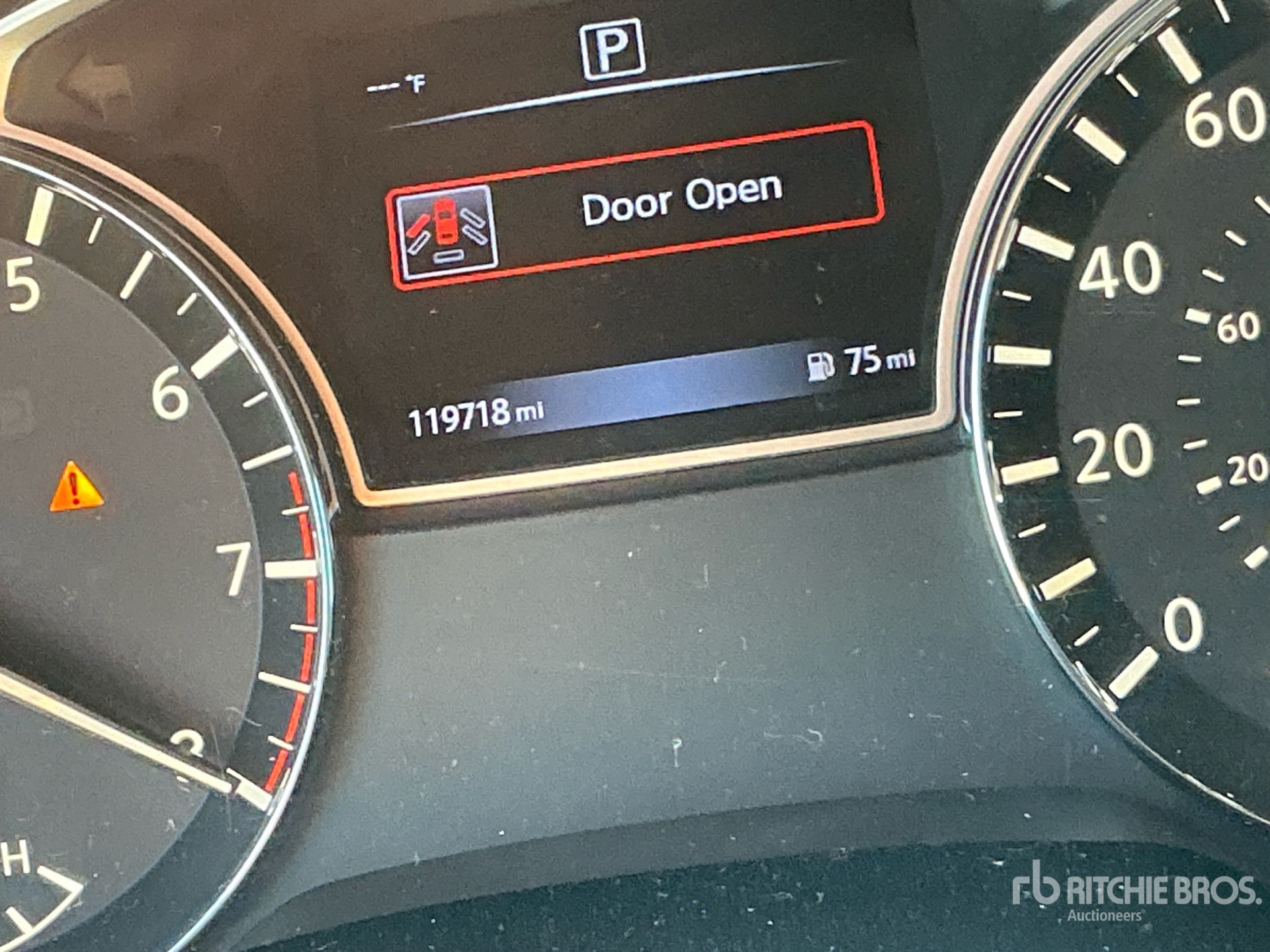 2017 Nissan PATHFINDER