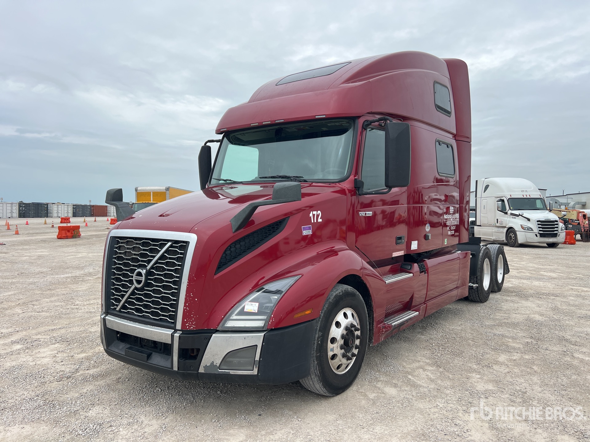 2020 Volvo VNL860