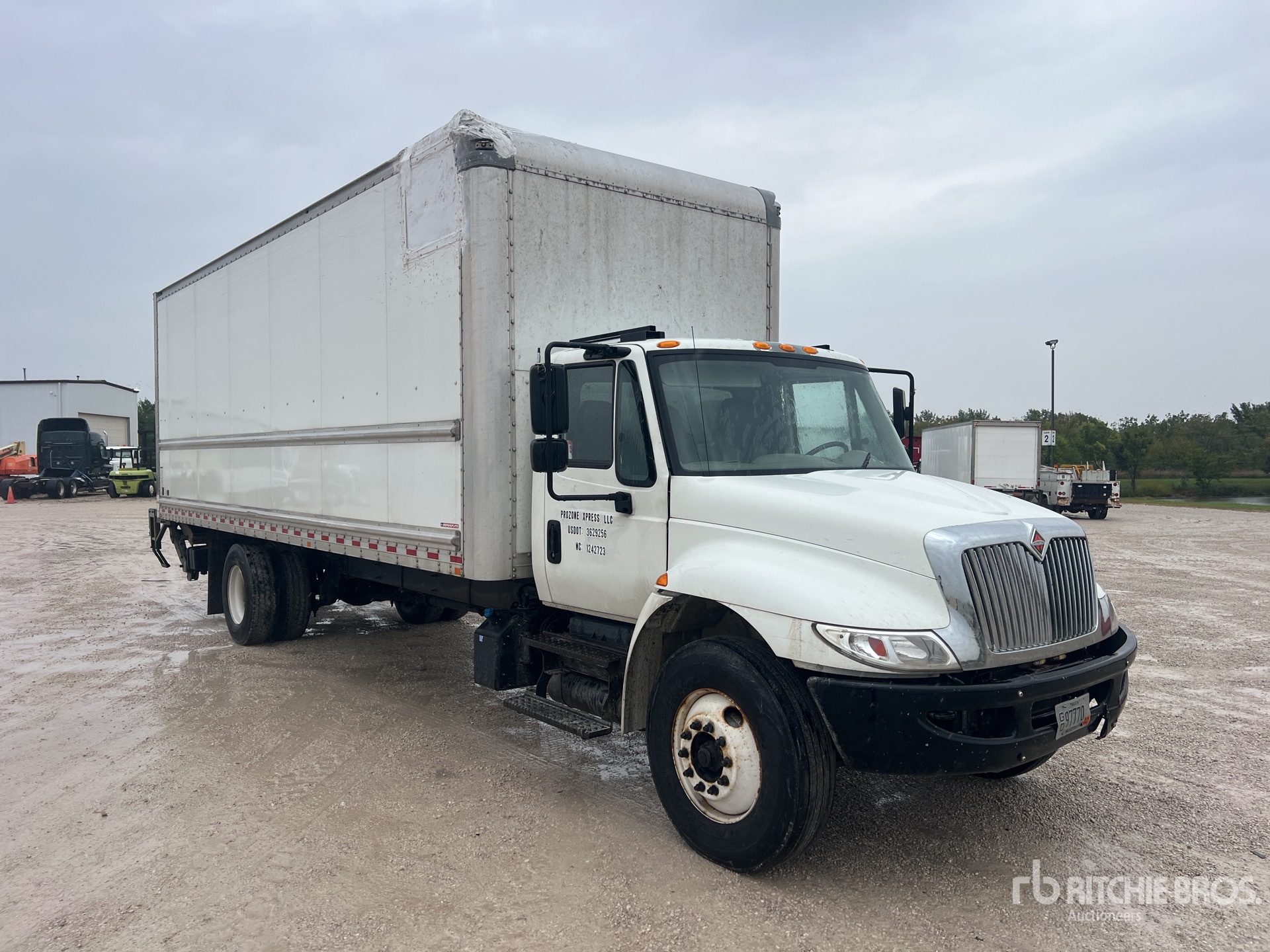 2018 International 4300