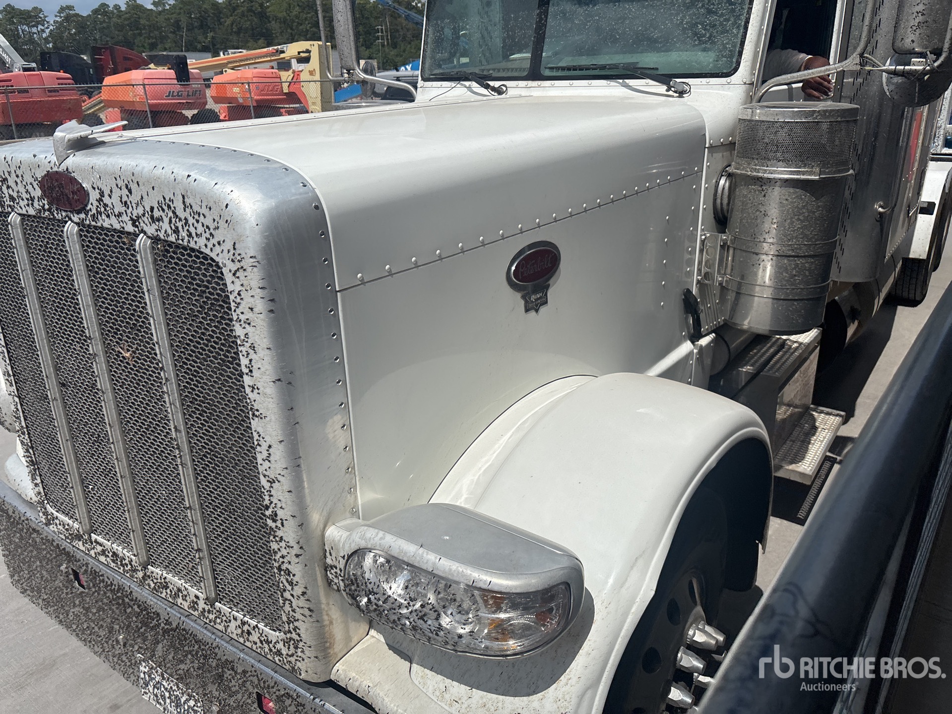 2015 Peterbilt 389