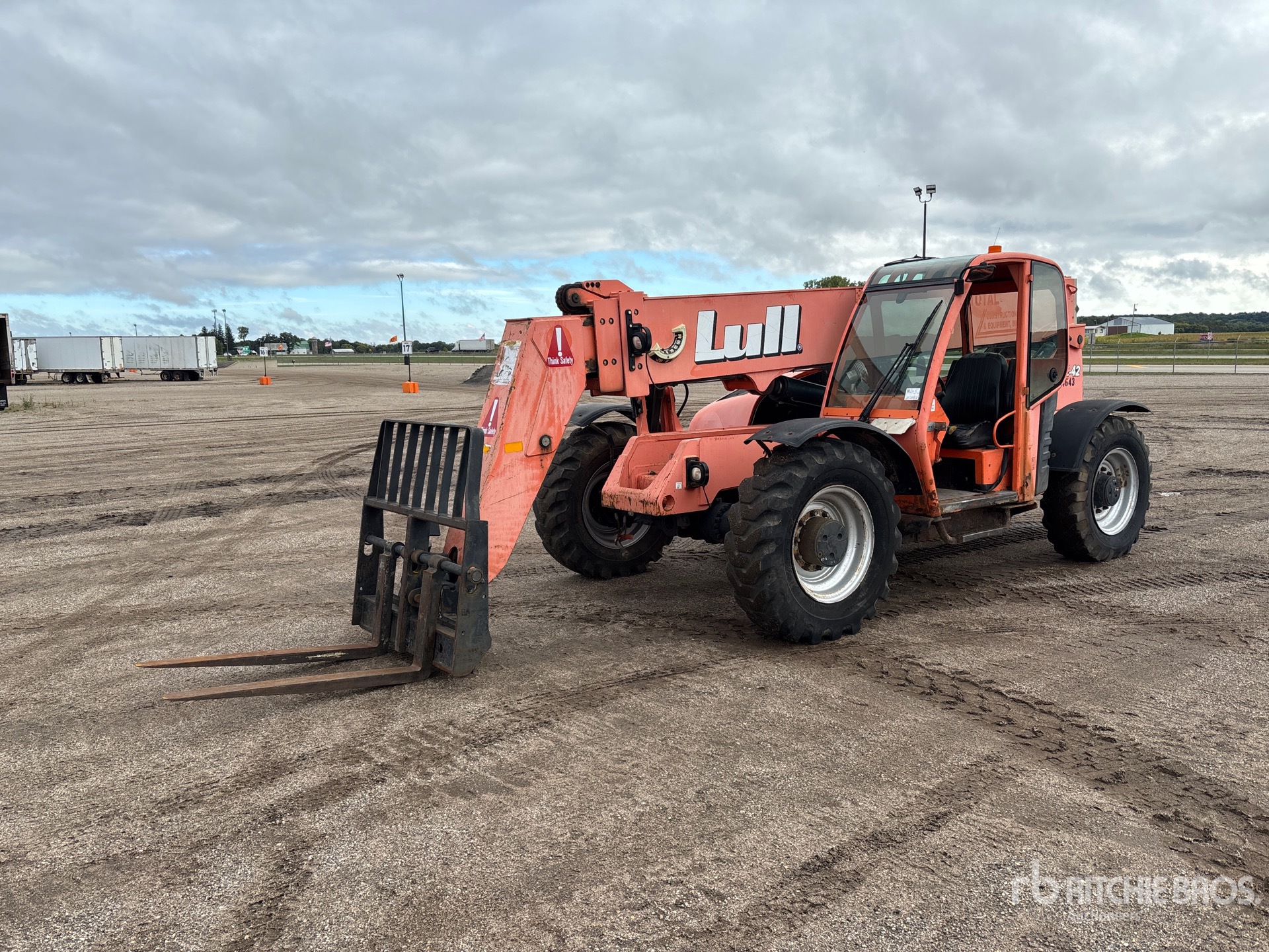 Photo of 2005 Lull 944E-42