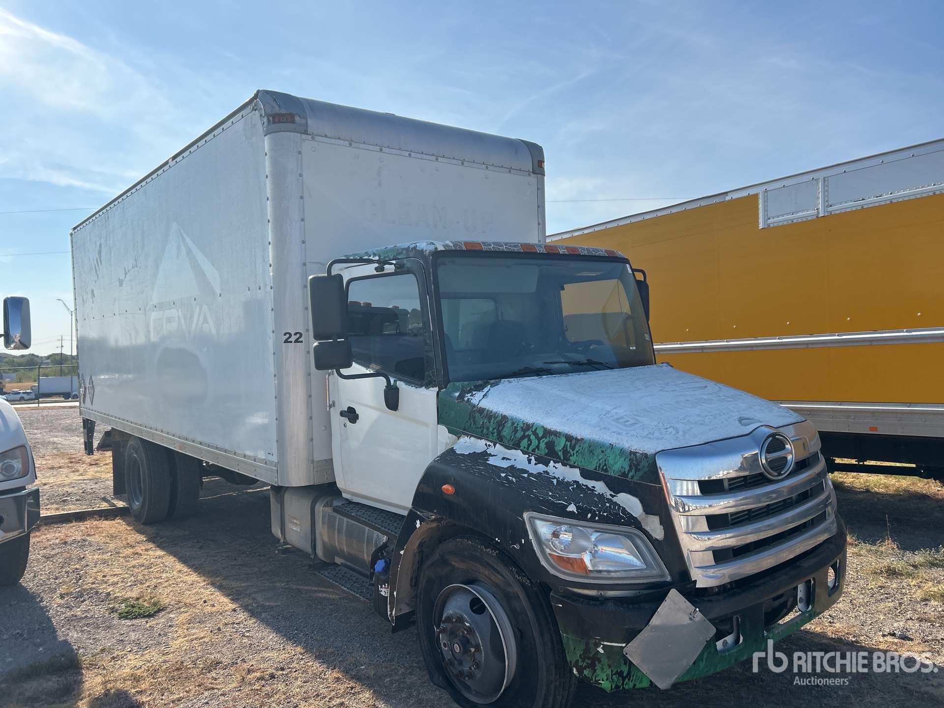 2013 Hino 268