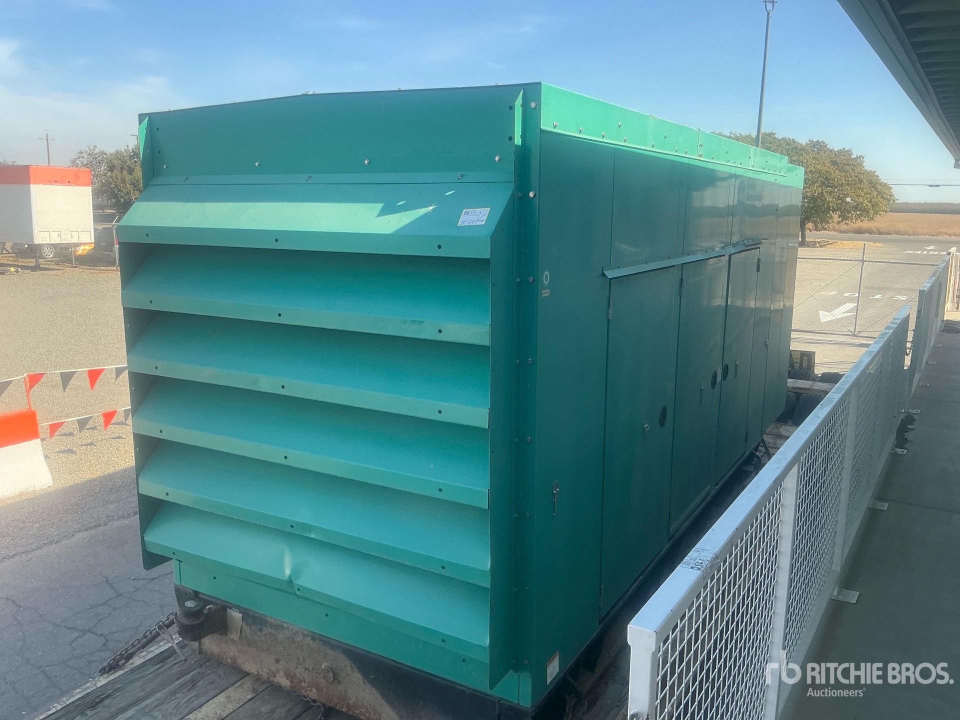 2011 Cummins 300 KW SKID-MOUNTED