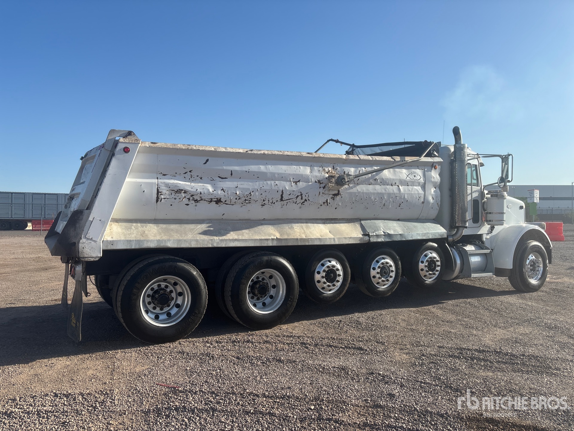 2009 Peterbilt 365