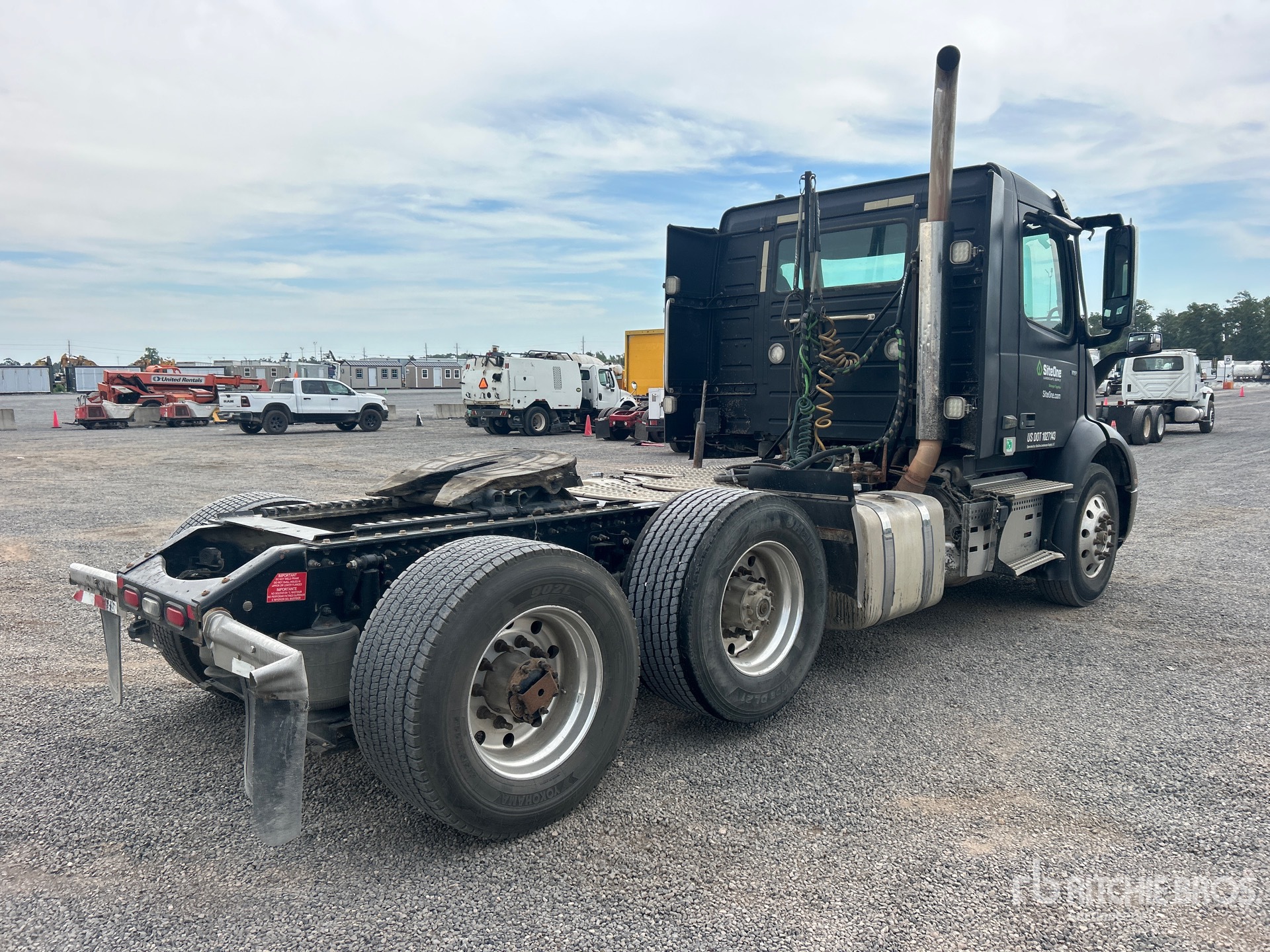 2019 Volvo VNR300