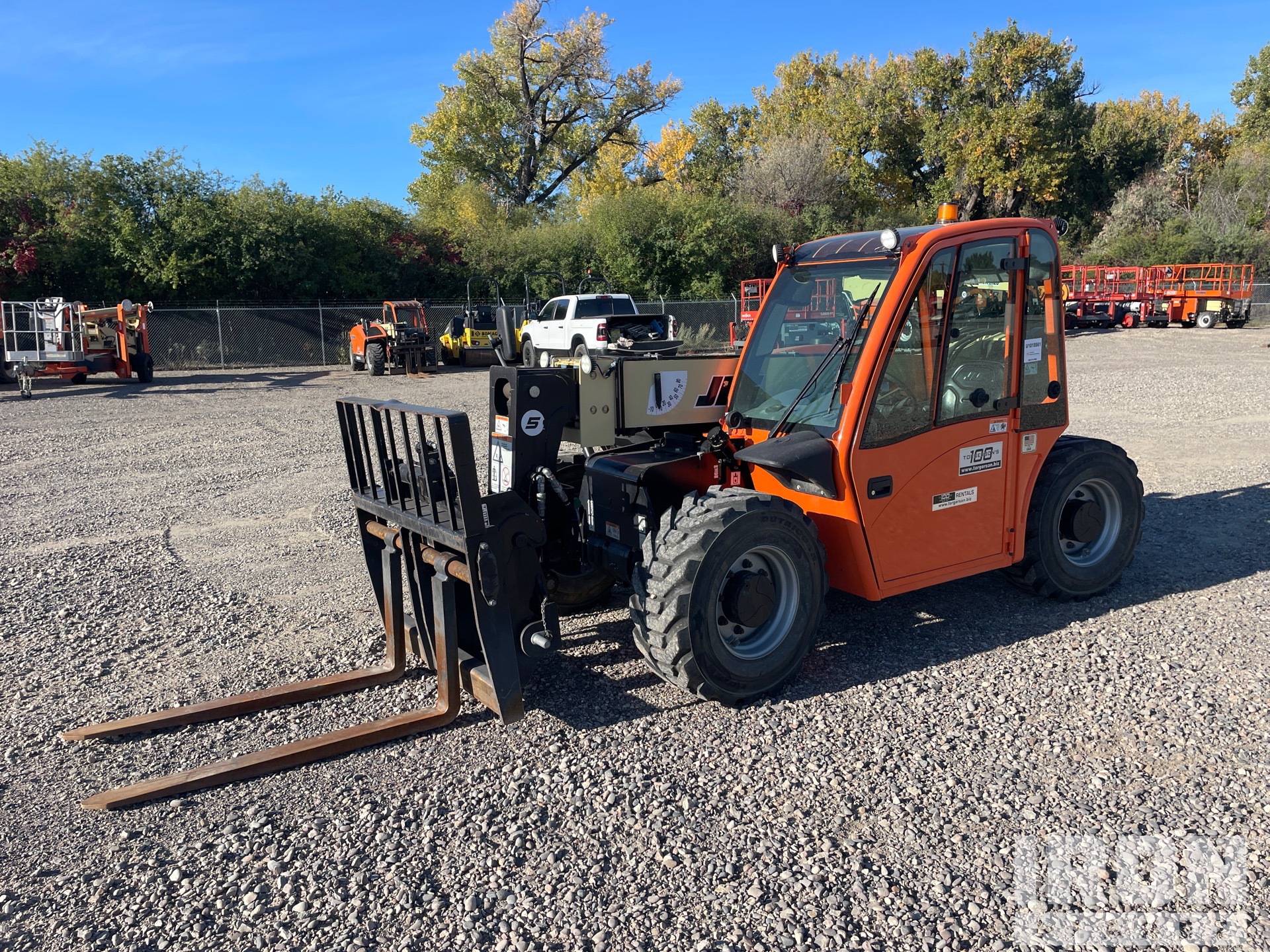 Photo of 2023 JLG G5-18A
