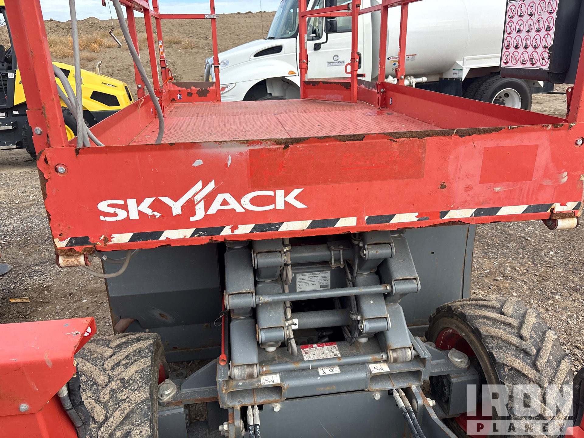 2017 Skyjack SJ6826 RT