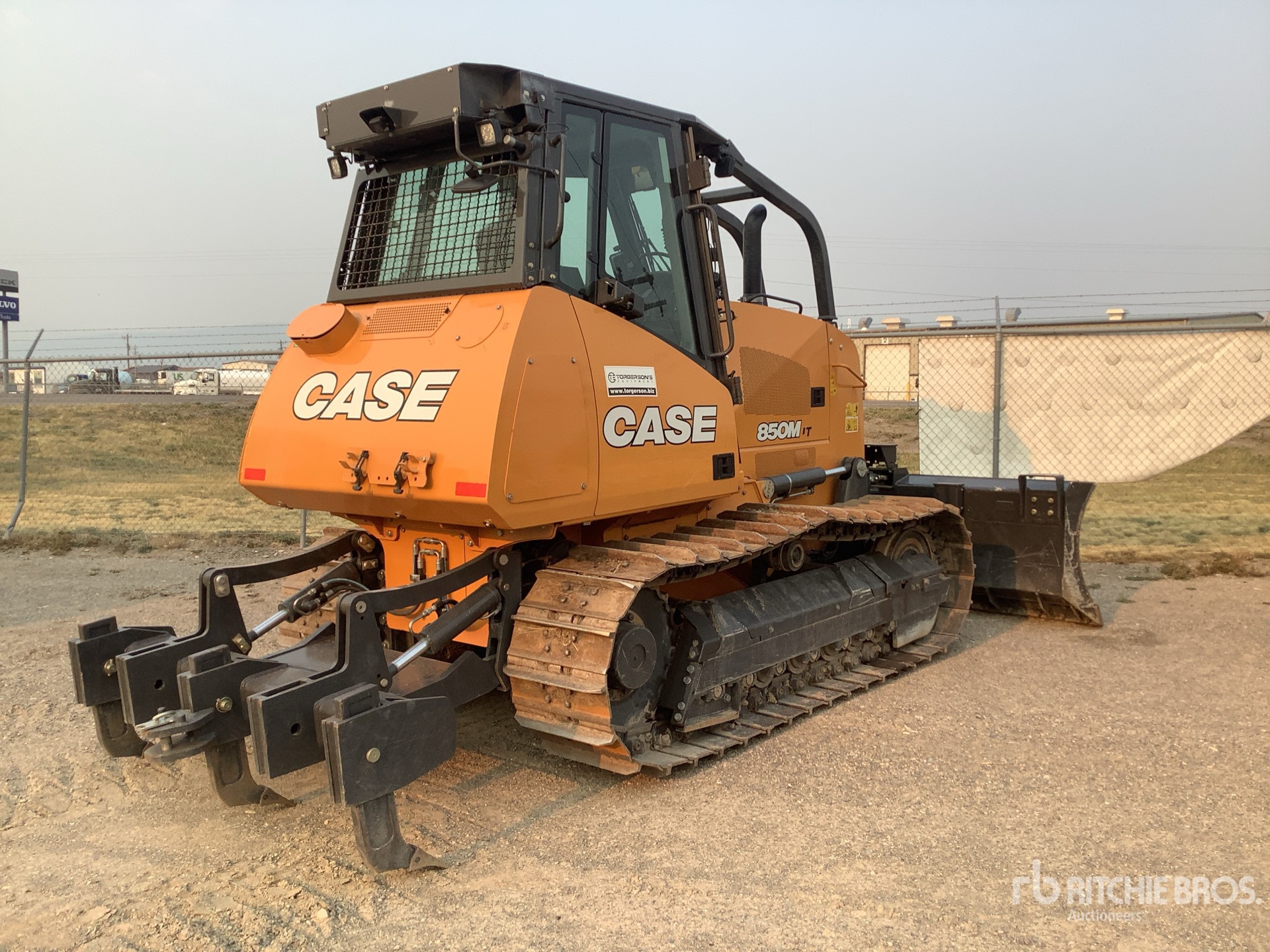 2024 Case 850M