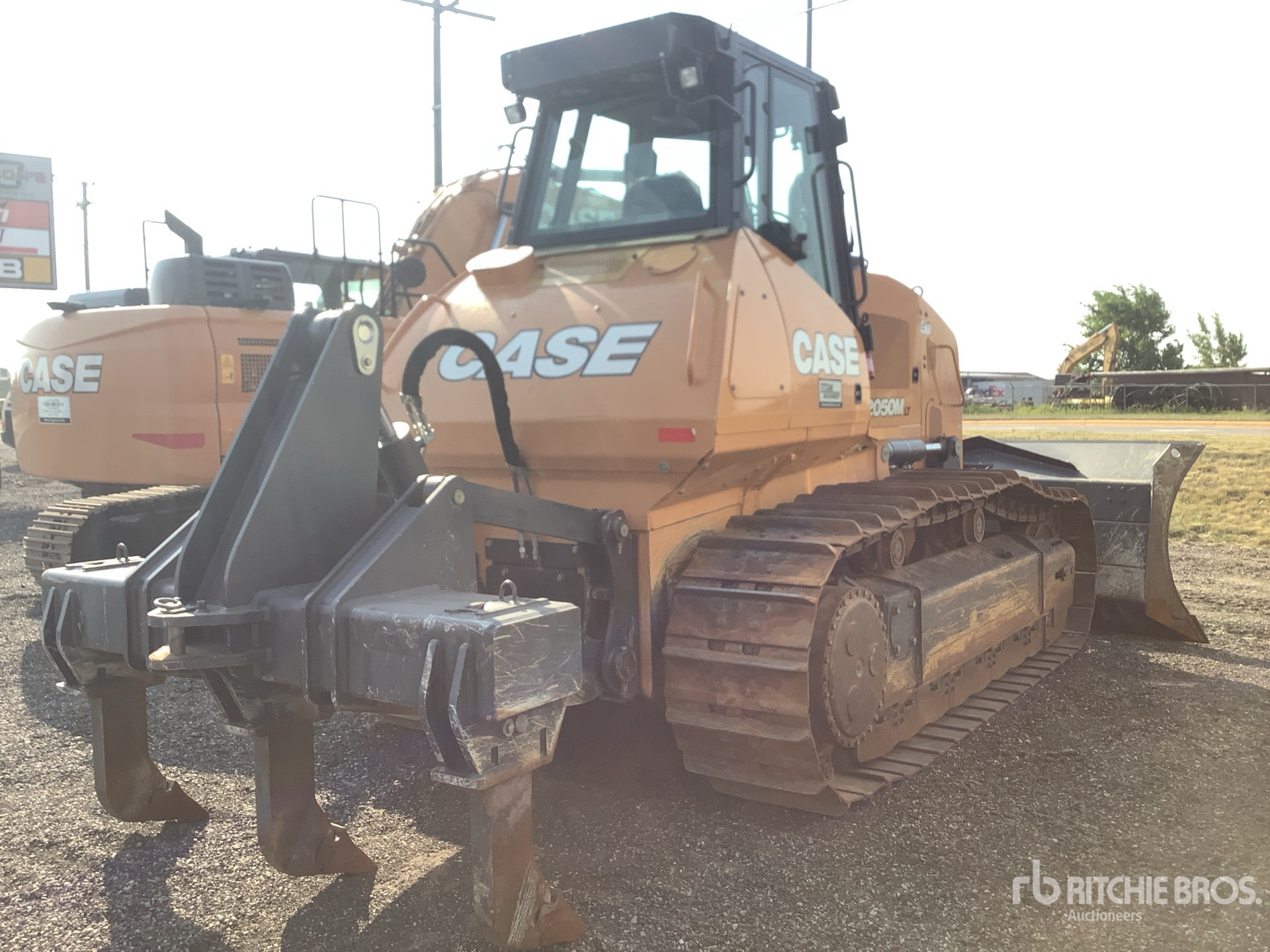 2018 Case 2050M XLT
