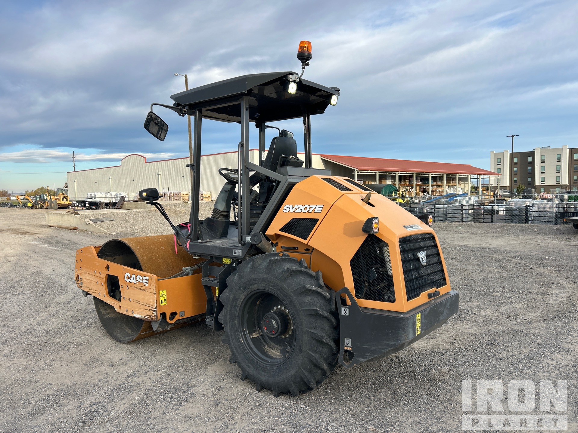 2021 Case SV207E
