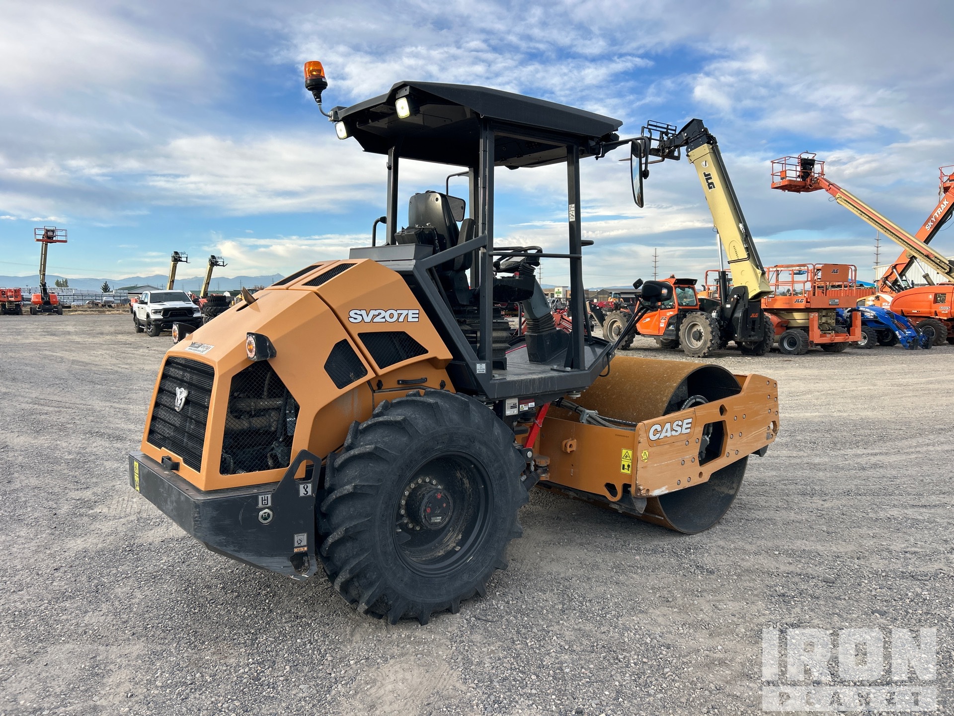 2021 Case SV207E