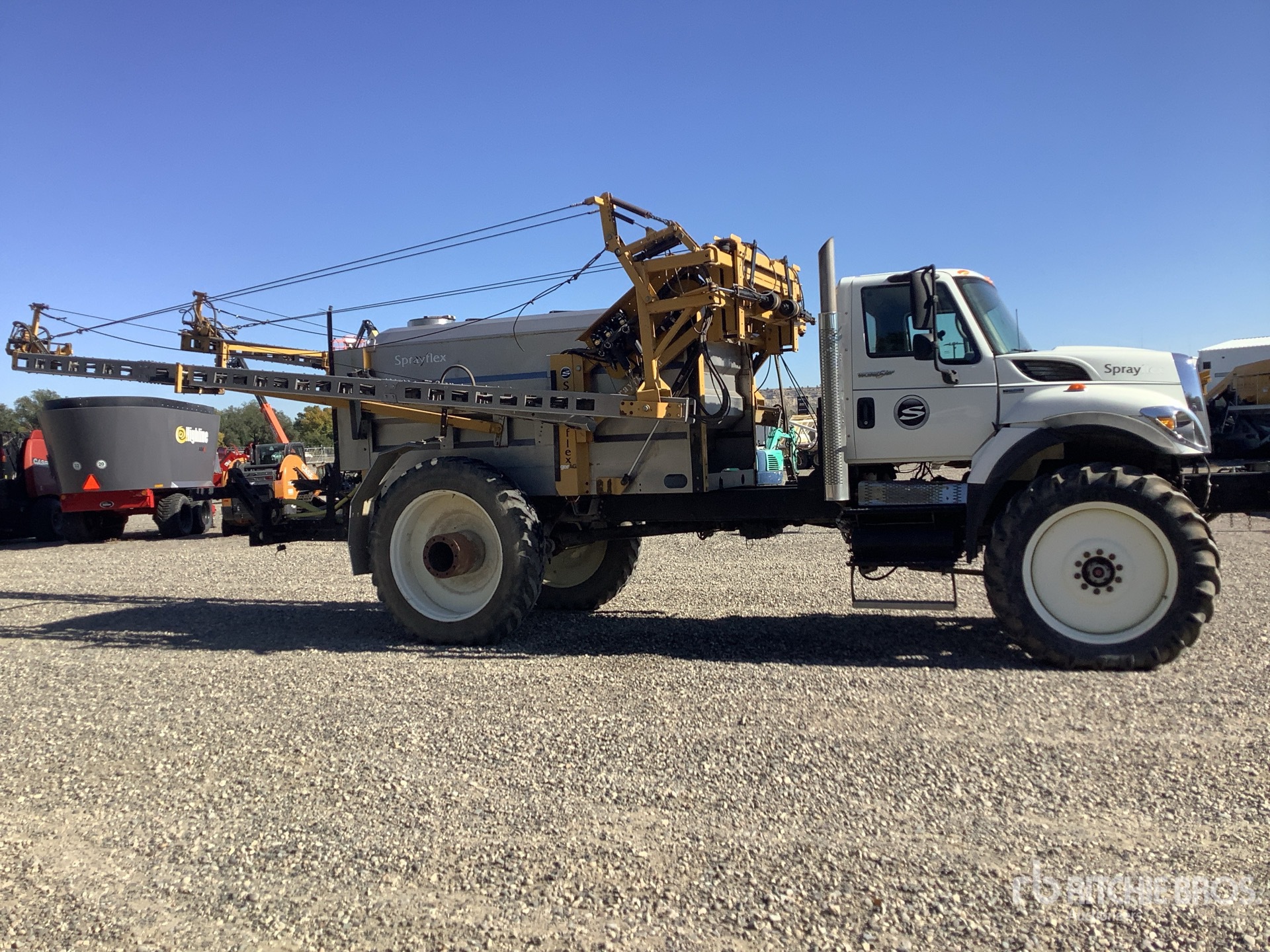 2008 International 7400