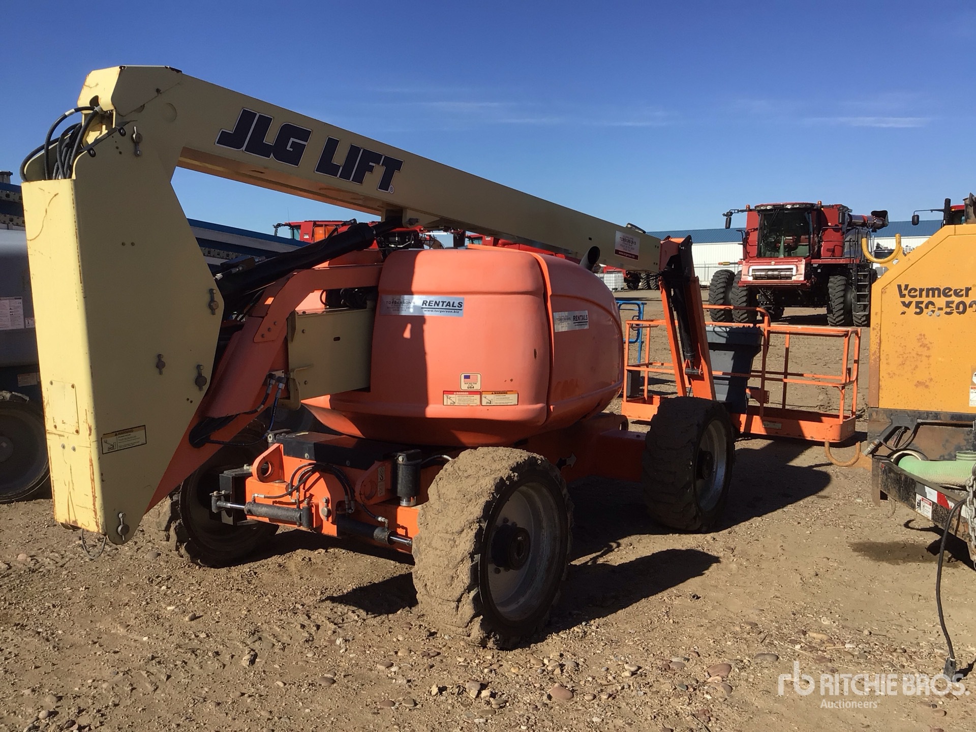 2012 JLG 600AJ