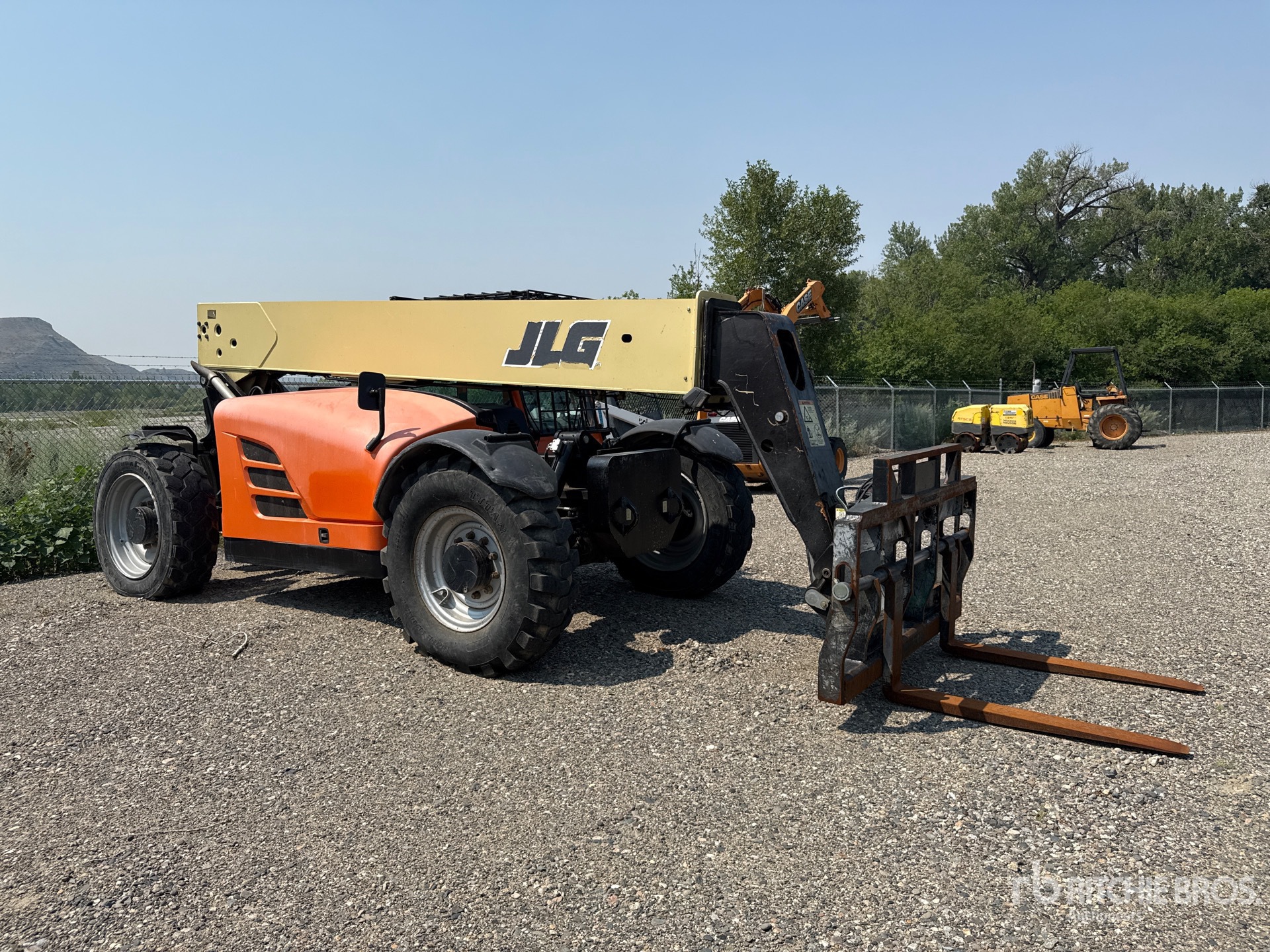 2014 JLG G9-43