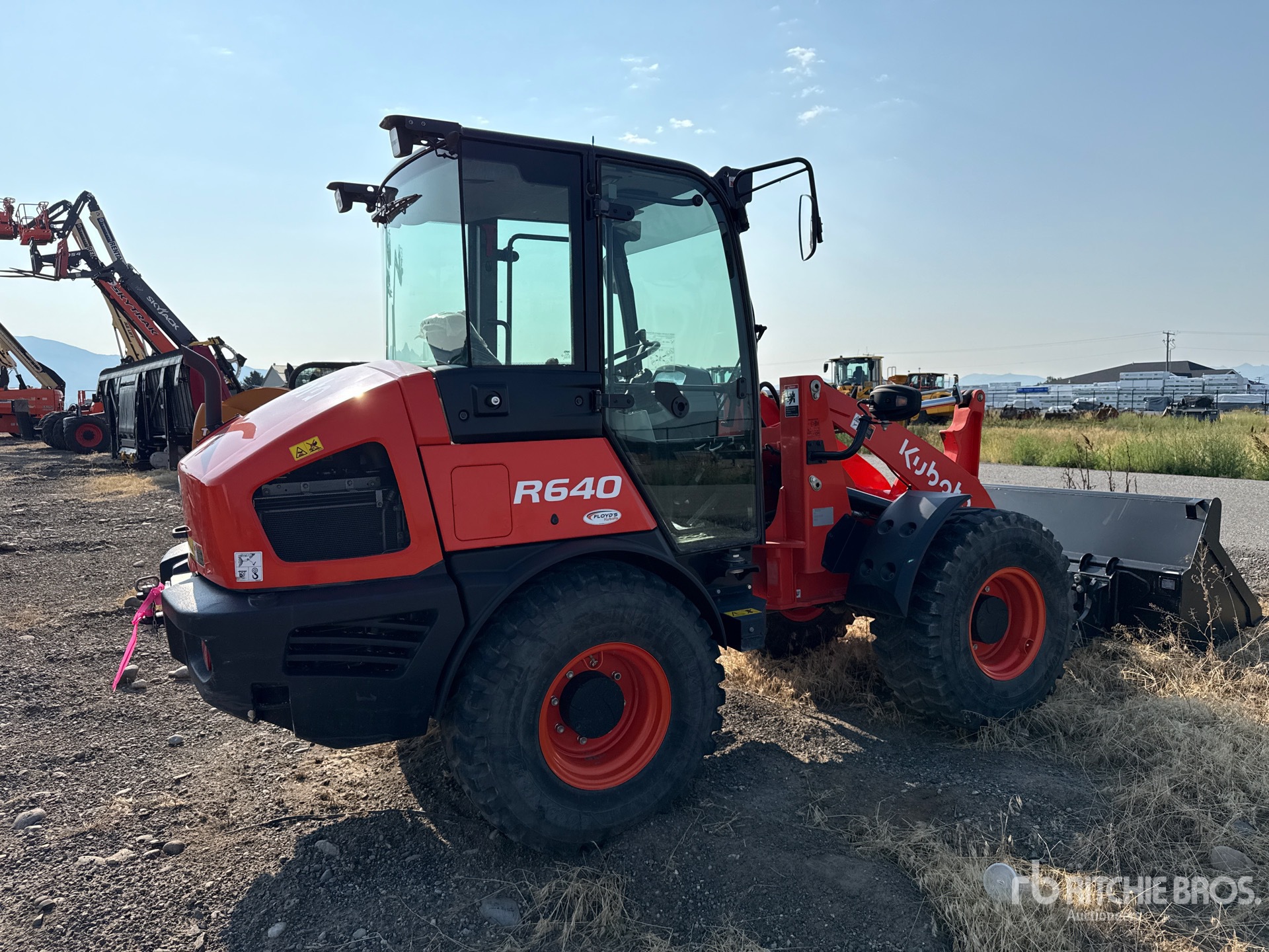2024 Kubota R640