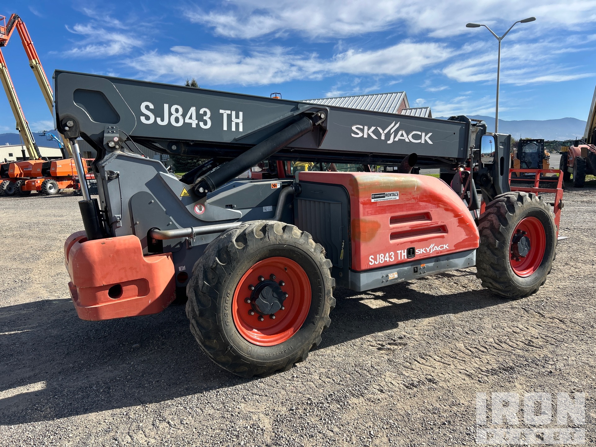 2017 Skyjack SJ843TH