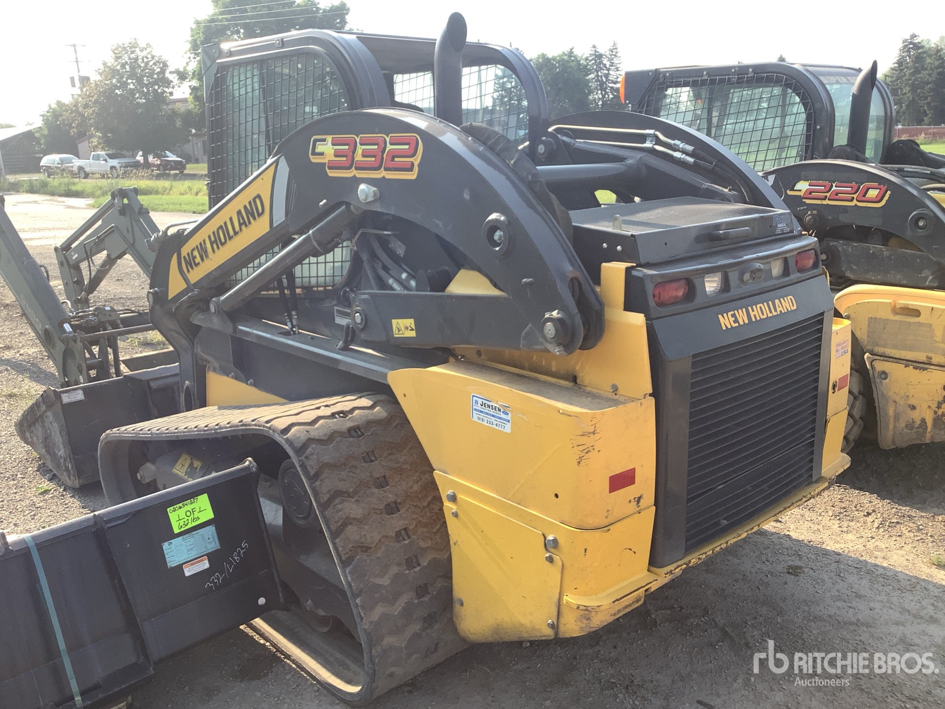 2022 New Holland C332