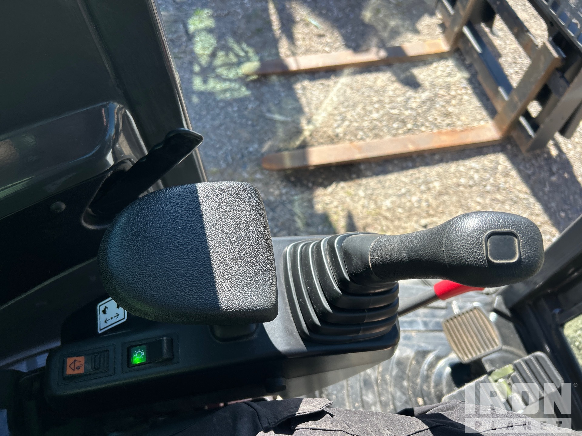2022 Case CX30C