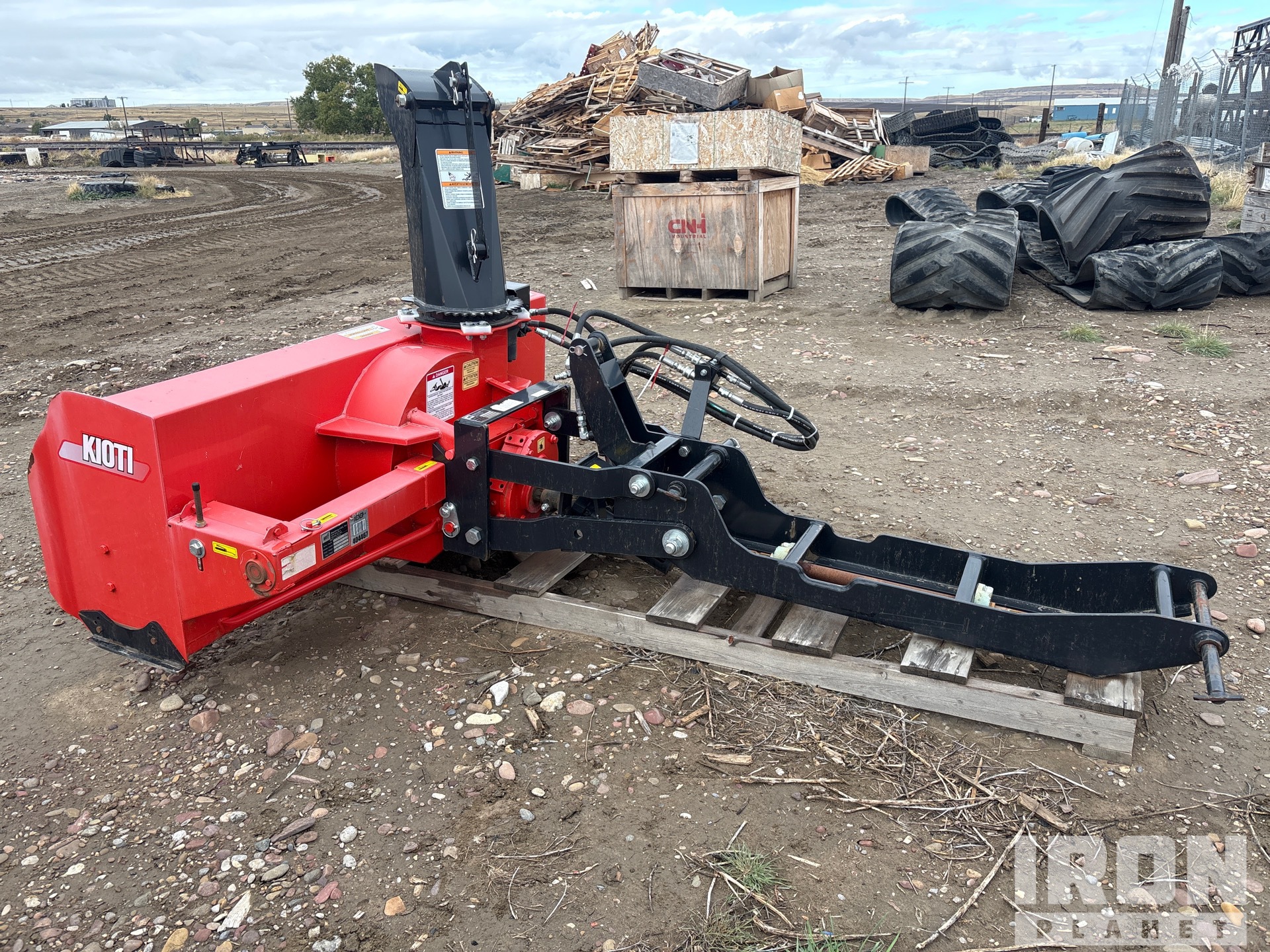 Kioti KS66-220FM