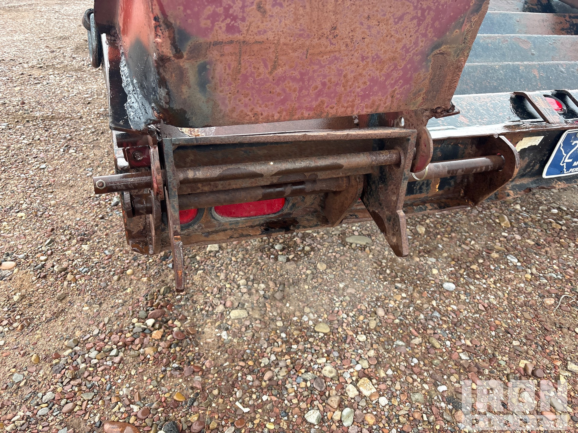 1996 Towmaster T-40