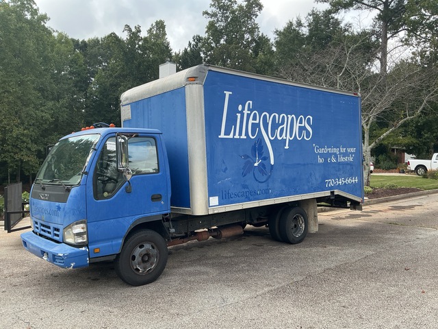 2006 Isuzu 4x2 Landscape Truck 2006 Isuzu 4x2 Landscape Truck