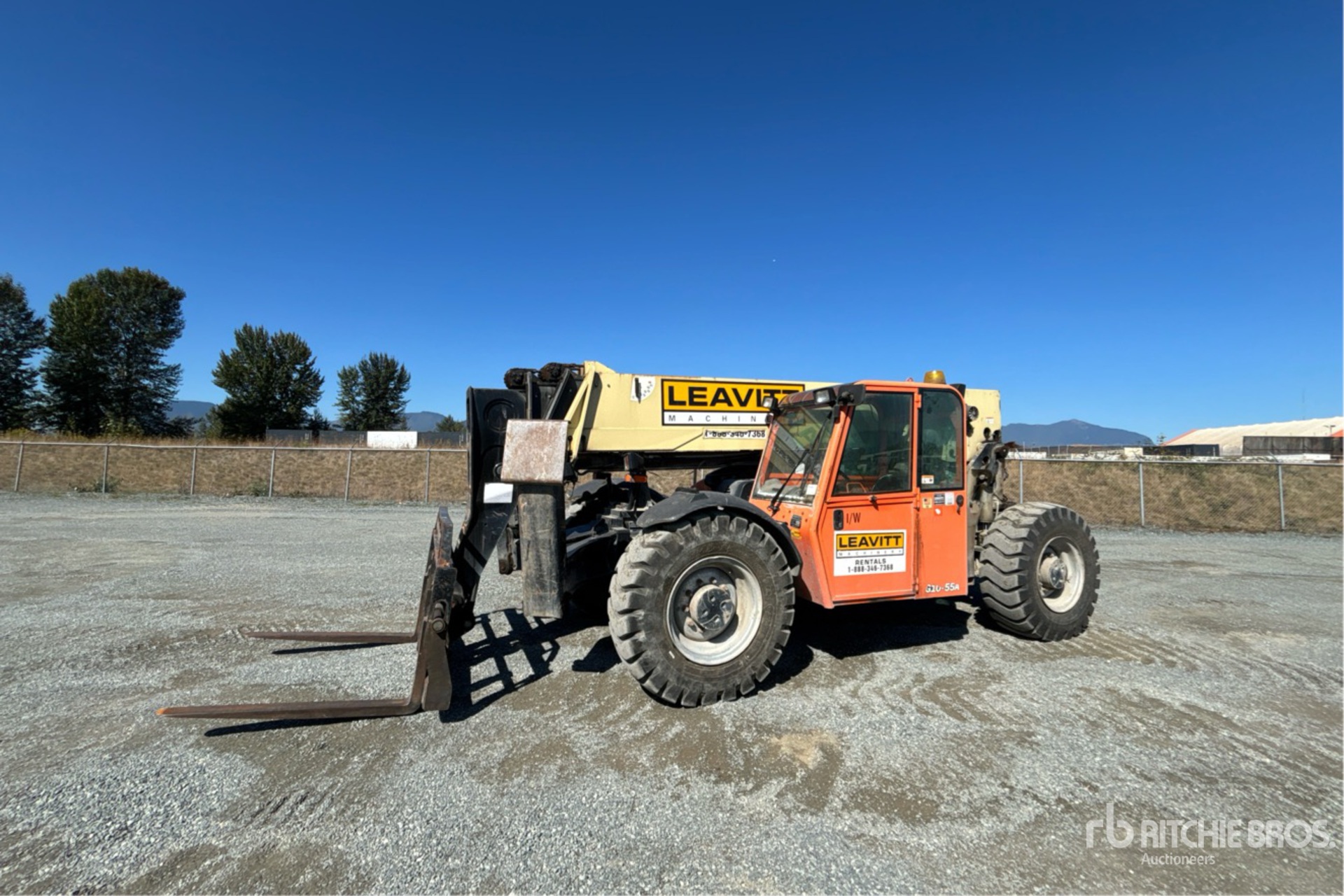 2013 JLG G10-55A