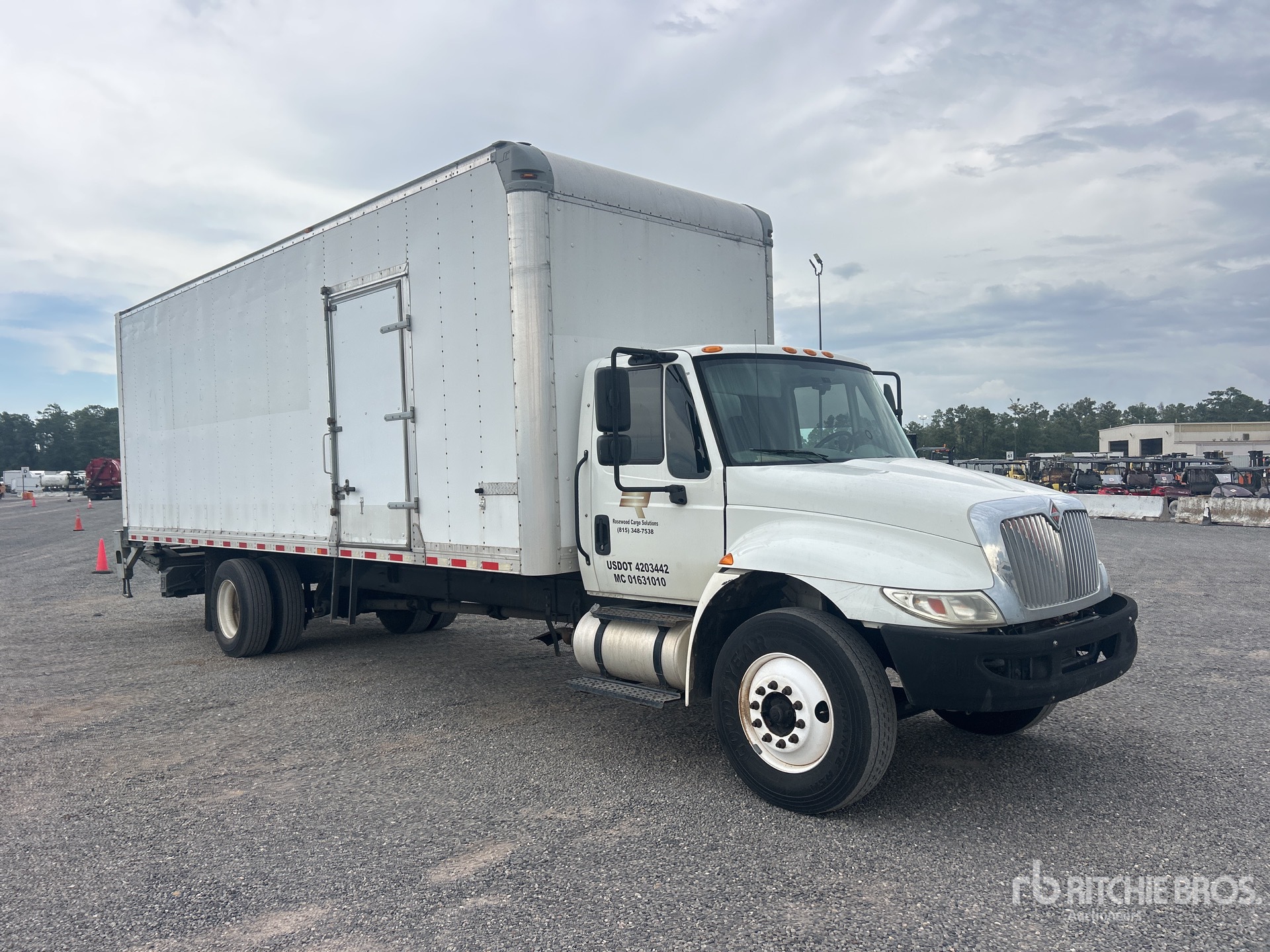 2018 International 4300
