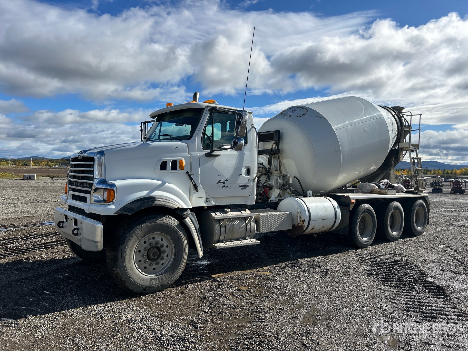 2008 Sterling LT9500