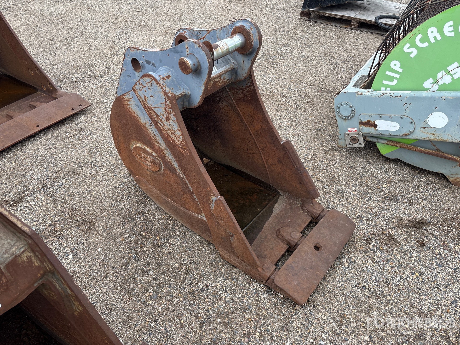 Strickland 24 in Digging - Fits Case CX130