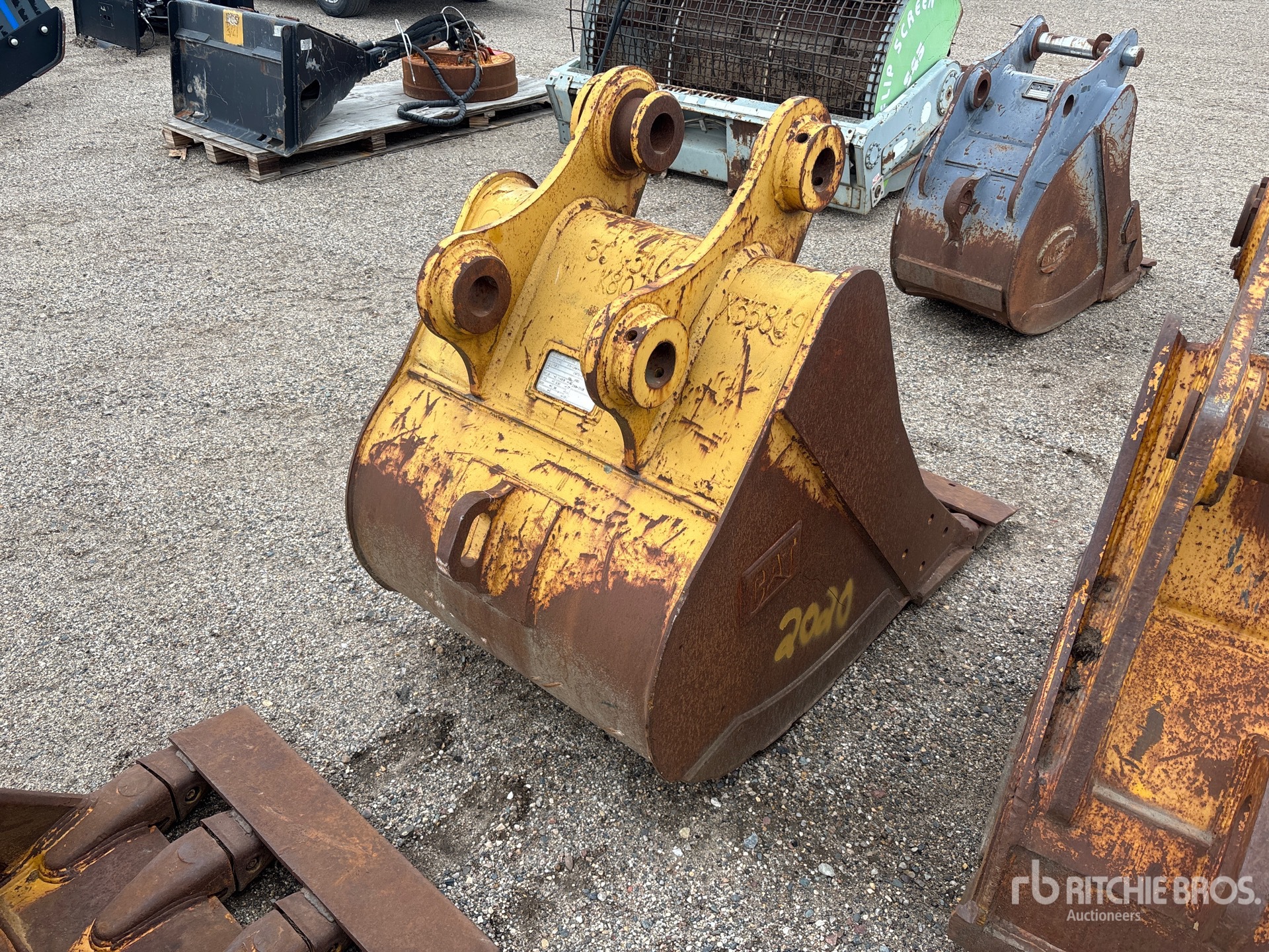 Caterpillar 36 in .81 cyd Digging - Fits Ca ...