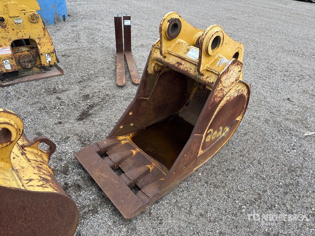 2014 John Deere AT339072 Excavator Bucket