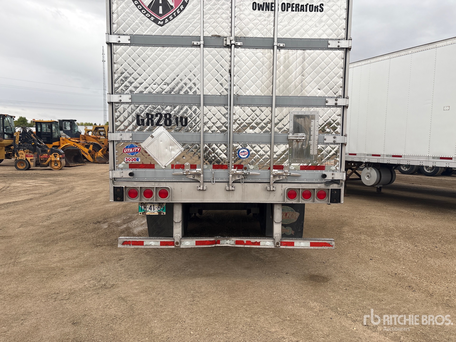 2017 Utility 3000R